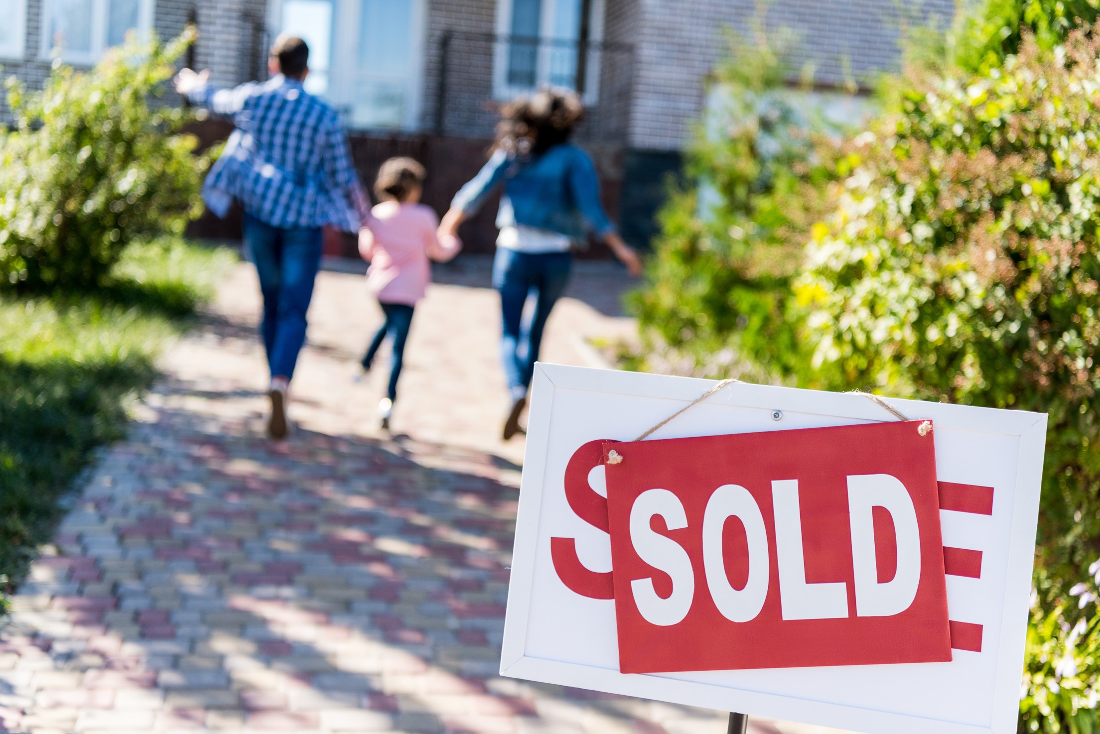 Which agent should I choose to rent my property out?